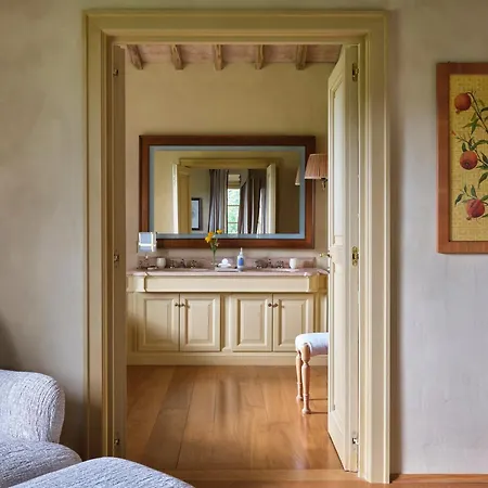 Rosewood Castiglion Del Bosco Отель Монтальчино