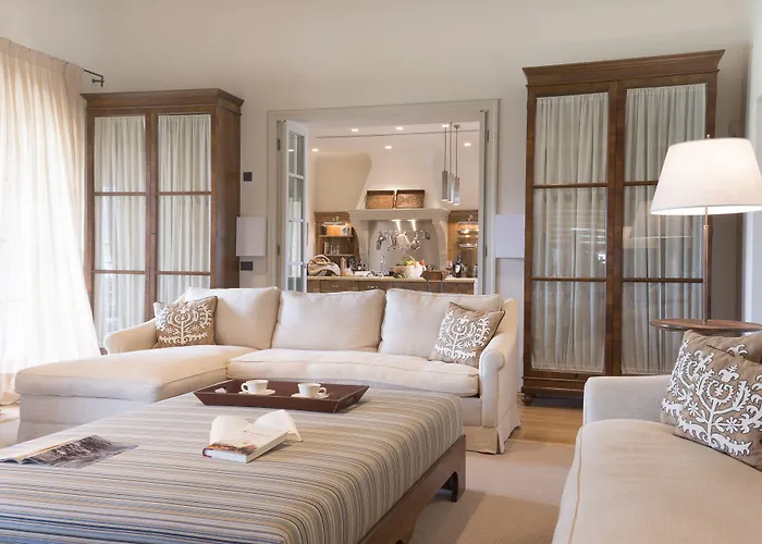 Castiglion Del Bosco, A Rosewood 5*